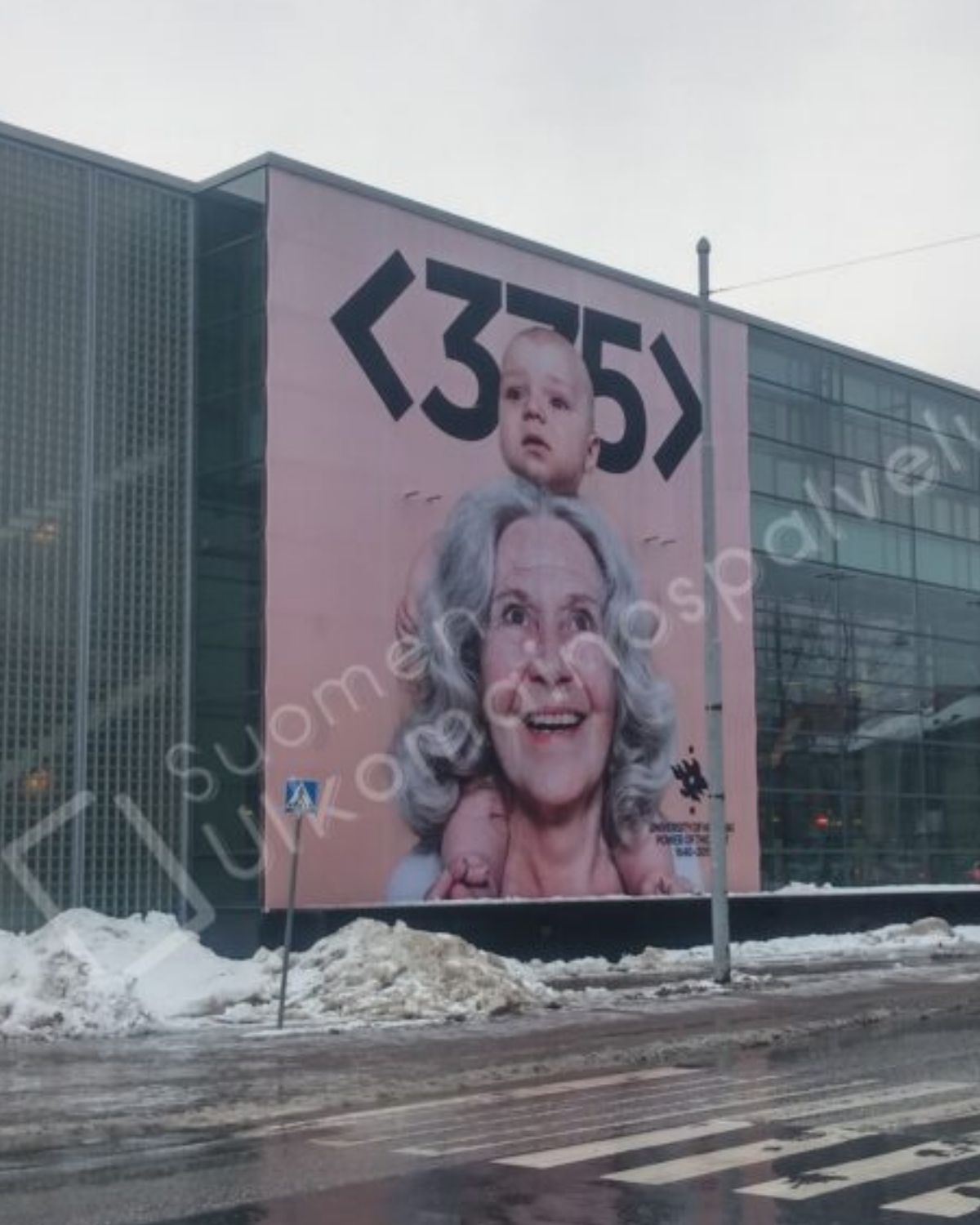ulkomainosbanderolli (4)